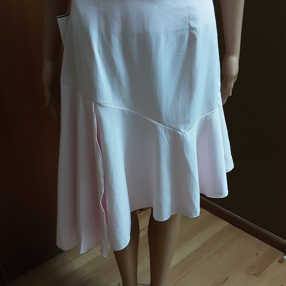 Romeo And Juliet Couture #140 Women's Skirt NWT Size M Pink Asymmetrical